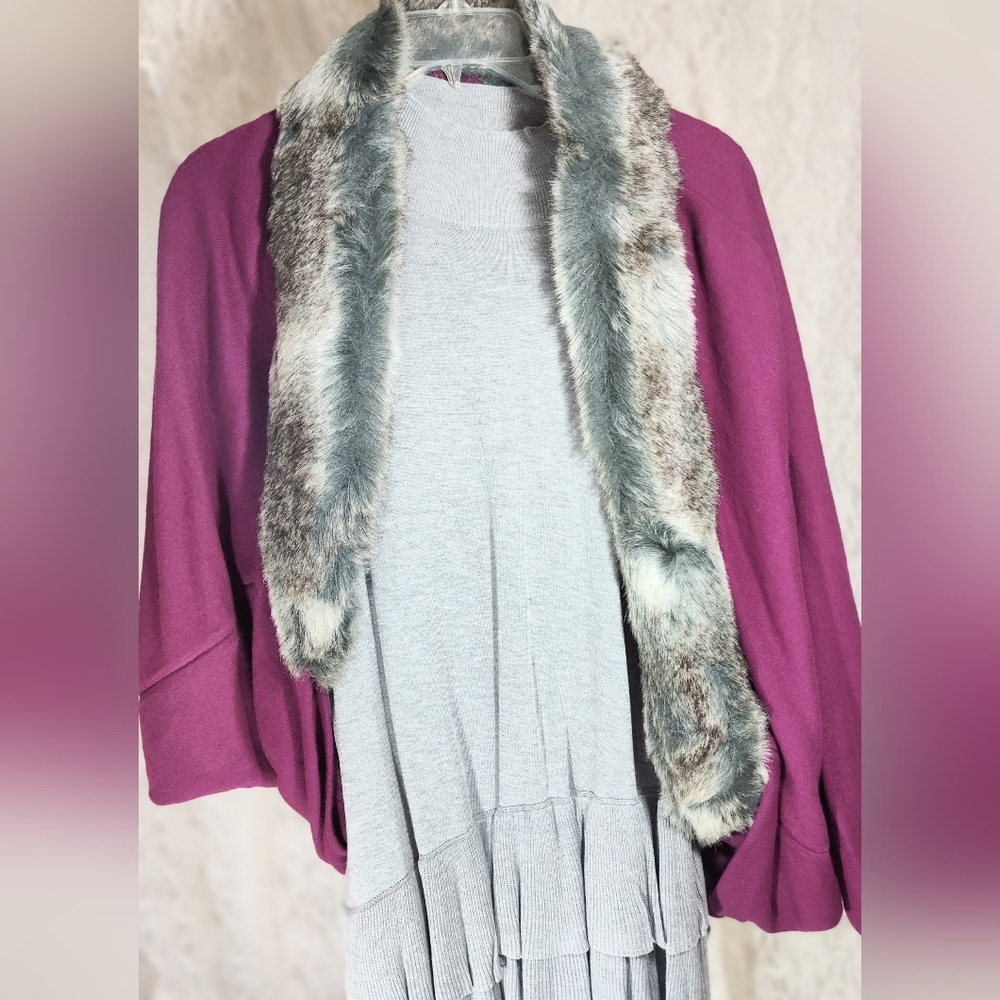 Randolph Duke Magenta and Gray Sweater with Faux Fur Trim Wool Cashmere